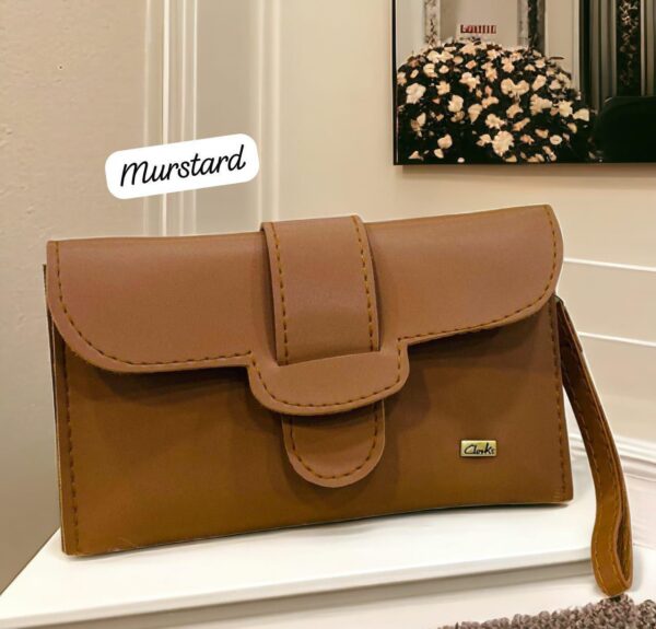 Compact Elegance – Small Leather Bag - Image 5